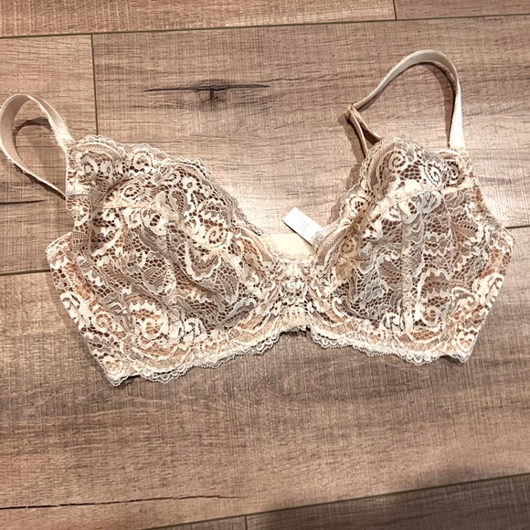 wolf and whistle Intimates & Sleepwear Wolf And Whistle Lace Bra